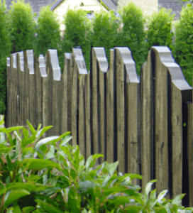 The Ultimate Guide to Choosing the Right Garden Fence