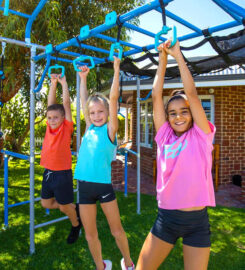 Growplay Monkey Bars